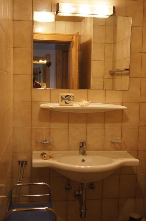 Appartment Sarlo サンクト・アントン・アム・アールベルク 部屋 写真